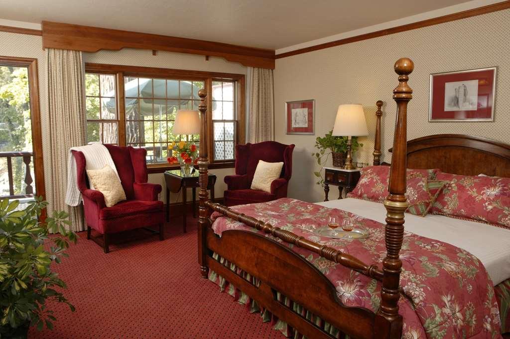 Benbow Historic Inn Garberville Værelse billede