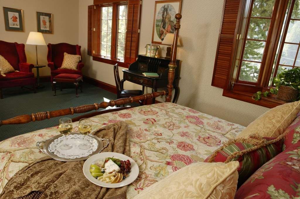 Benbow Historic Inn Garberville Værelse billede
